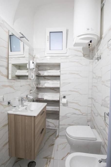 Concordia House Centro Storico Apartment เนเปิลส์ ภายนอก รูปภาพ